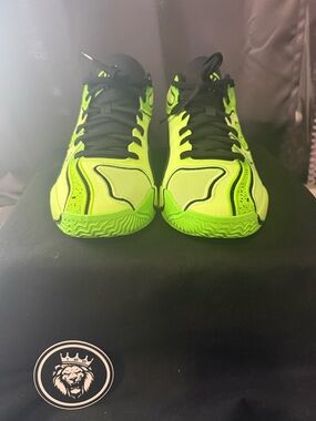 Jayson Tatum PE Jordan Men’s Neon Green and Black Athletic Shoes